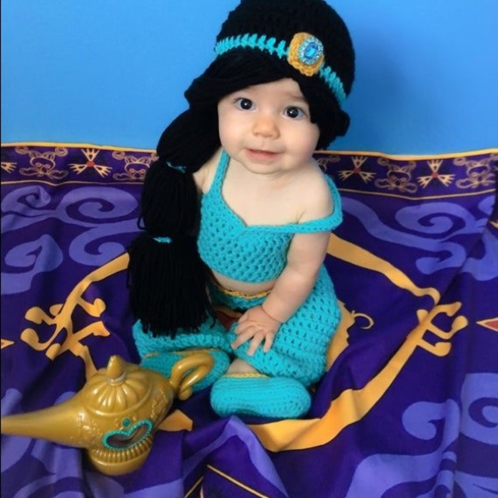 Beautiful crochet 🧶 set with wig